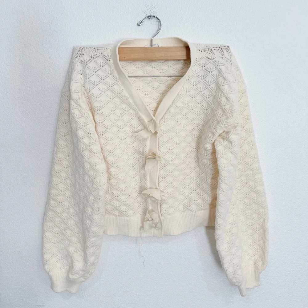 A loves A Button Uo Bow Front Cardigan Girls Size X-Large